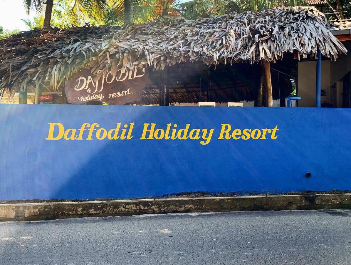 אונה ואטונה Daffodil Restaurant & Holiday Resort מראה חיצוני תמונה